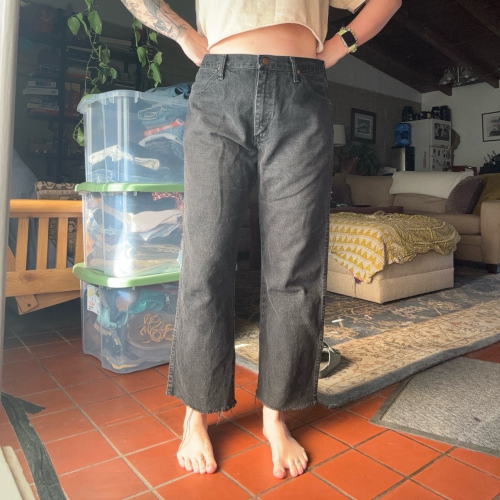 Wrangler Black Cutoff Jeans